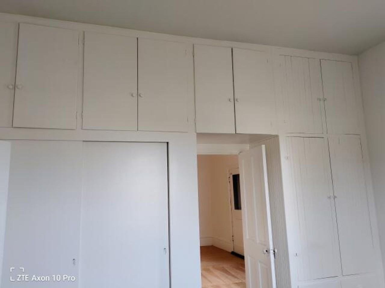 2557 S Orchard Dr - Photo 5 of 10