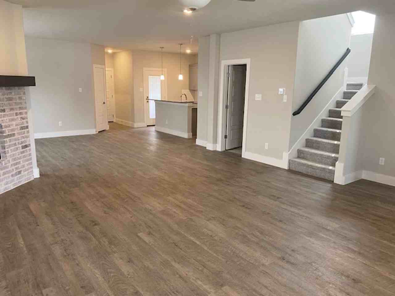 676 The Cottages Dr - Photo 7 of 29