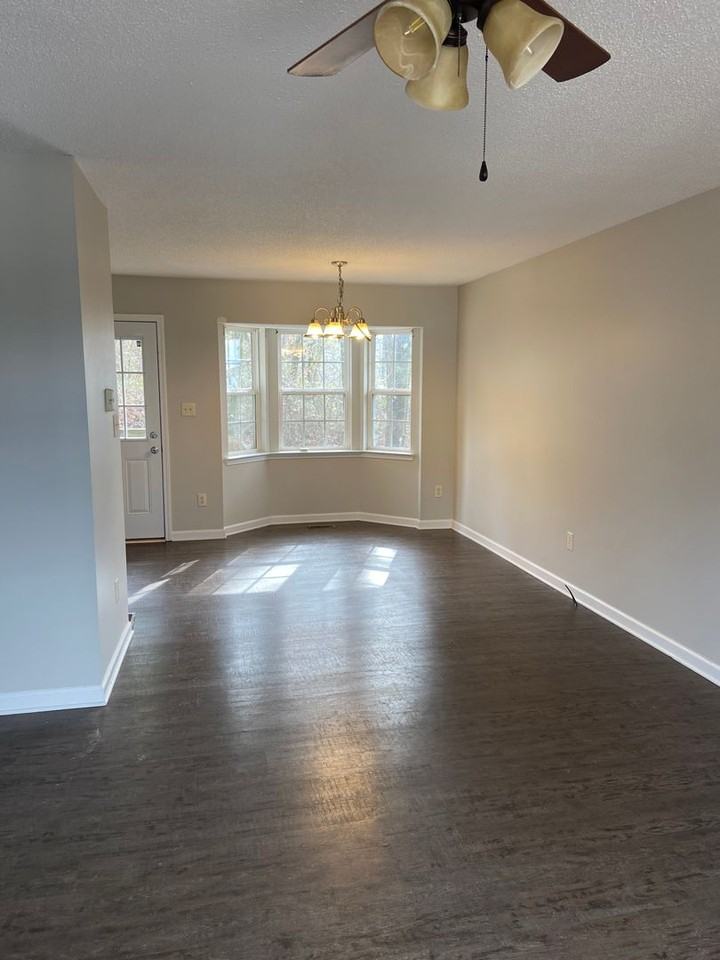 1737 Molly Ln - Photo 3 of 14