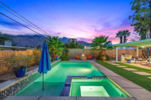 featured image of 2525 N Cerritos Rd