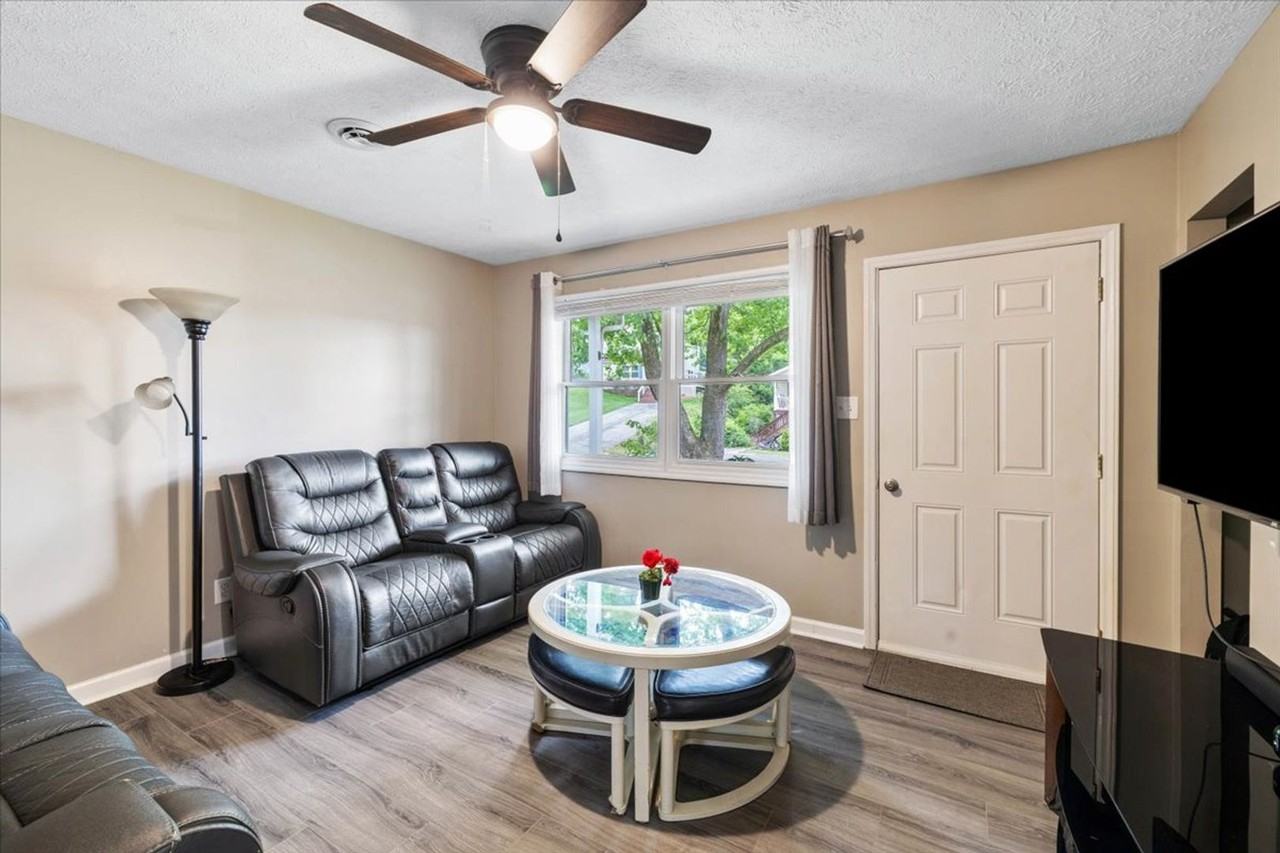 301 Forest Ave - Photo 7 of 15