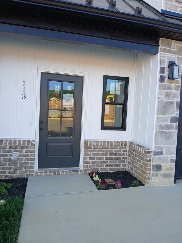 113 Luke Ct - Photo 3 of 29