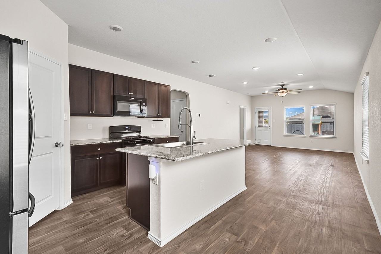 12122 Pease Riv - Photo 3 of 20