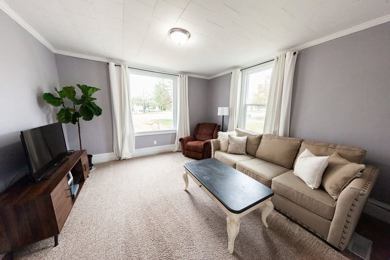 820 N Washington Ave - Photo 5 of 16