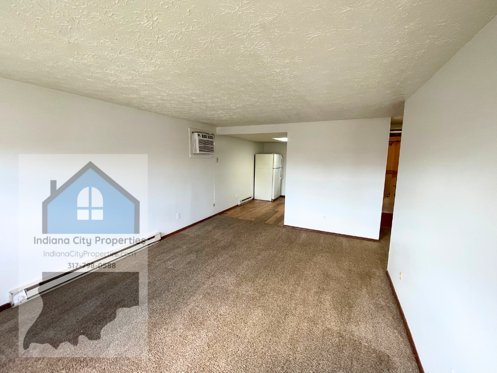 Home Avenue Apts - Photo 3 of 16