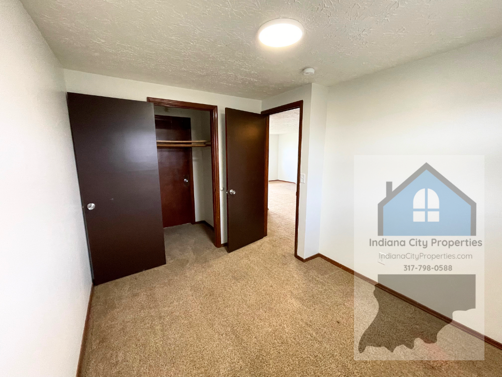 Home Avenue Apts - Photo 7 of 16