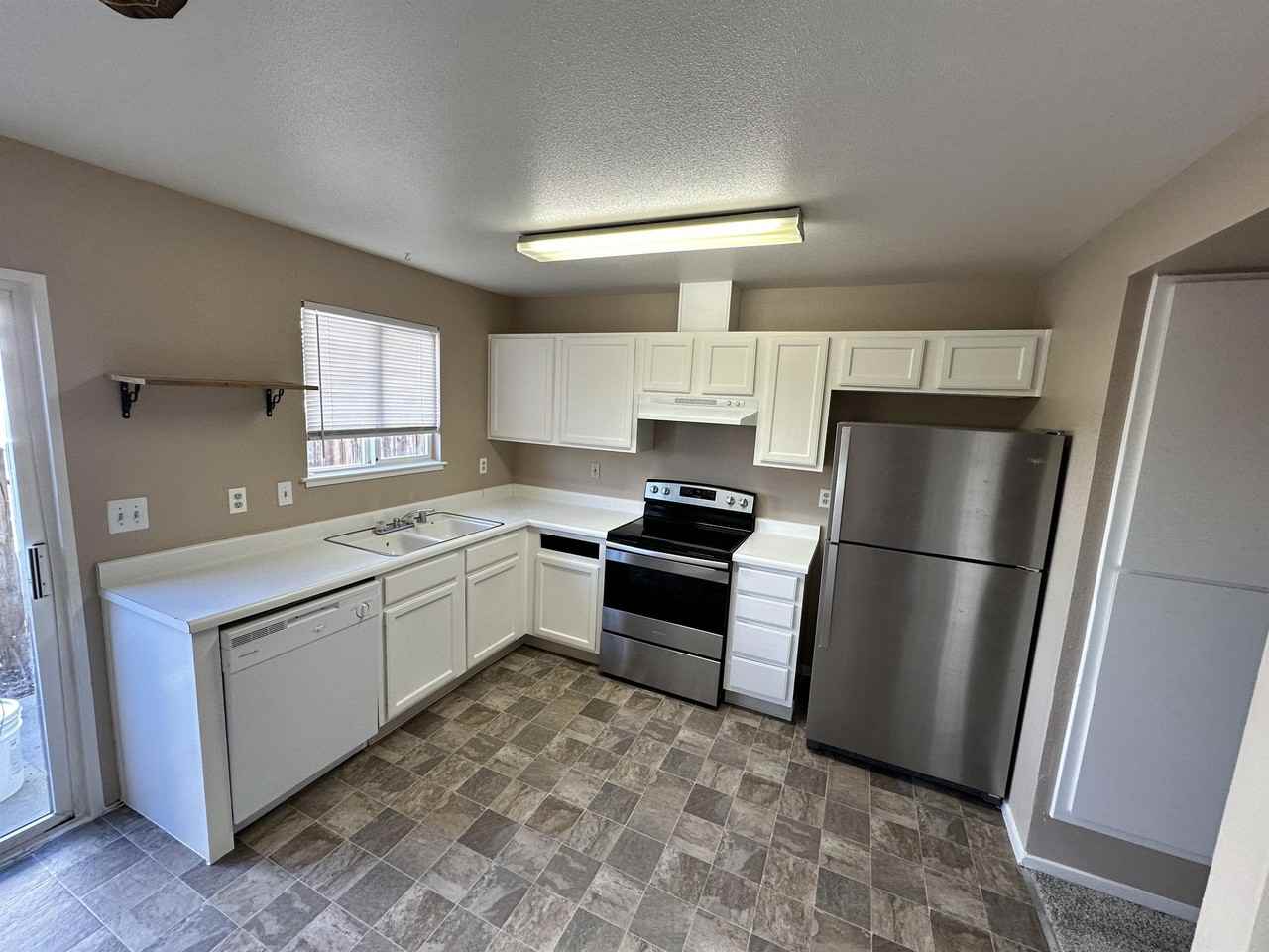 4025 Pheasant Dr. Carson City, Unit 4 NV  89701 - Photo 6 of 16