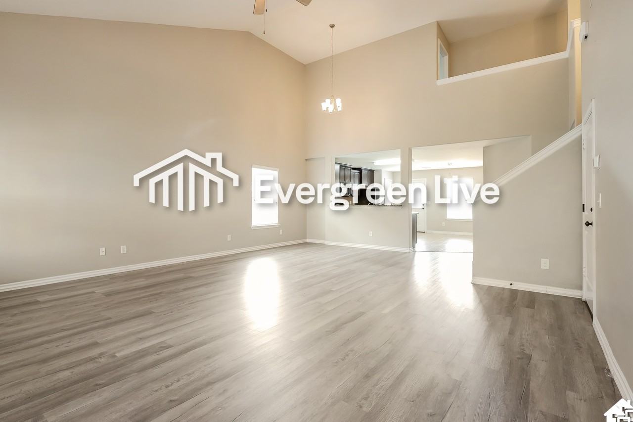 10205 Nw 25th St - Photo 4 of 16
