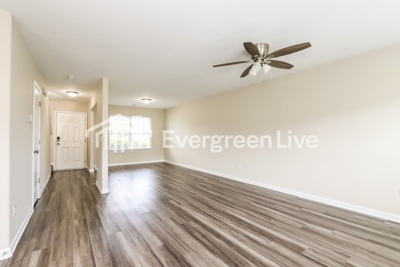 7 Stoud Cir - Photo 4 of 15