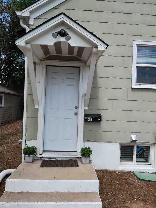 2045 6th Ave - Photo 3 of 8