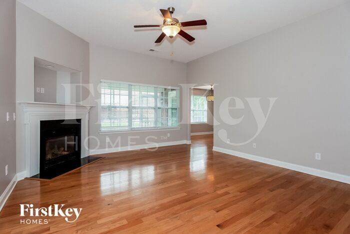 2540 Glyncastle Way - Photo 2 of 15