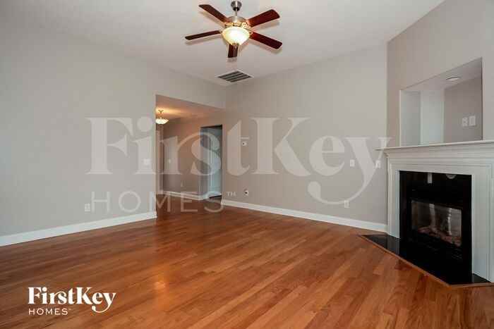 2540 Glyncastle Way - Photo 3 of 15