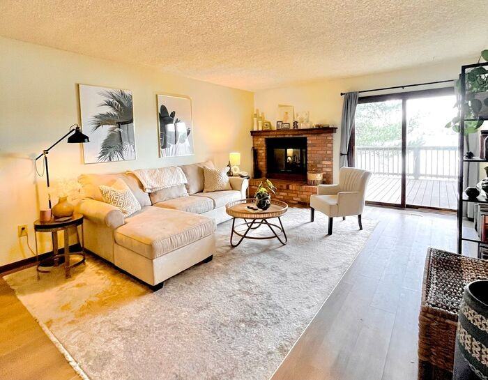 3005 Marina Ln #3 - Photo 2 of 18