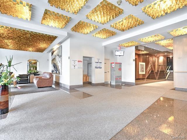 5740 Avenue Rembrandt - Photo 3 of 15