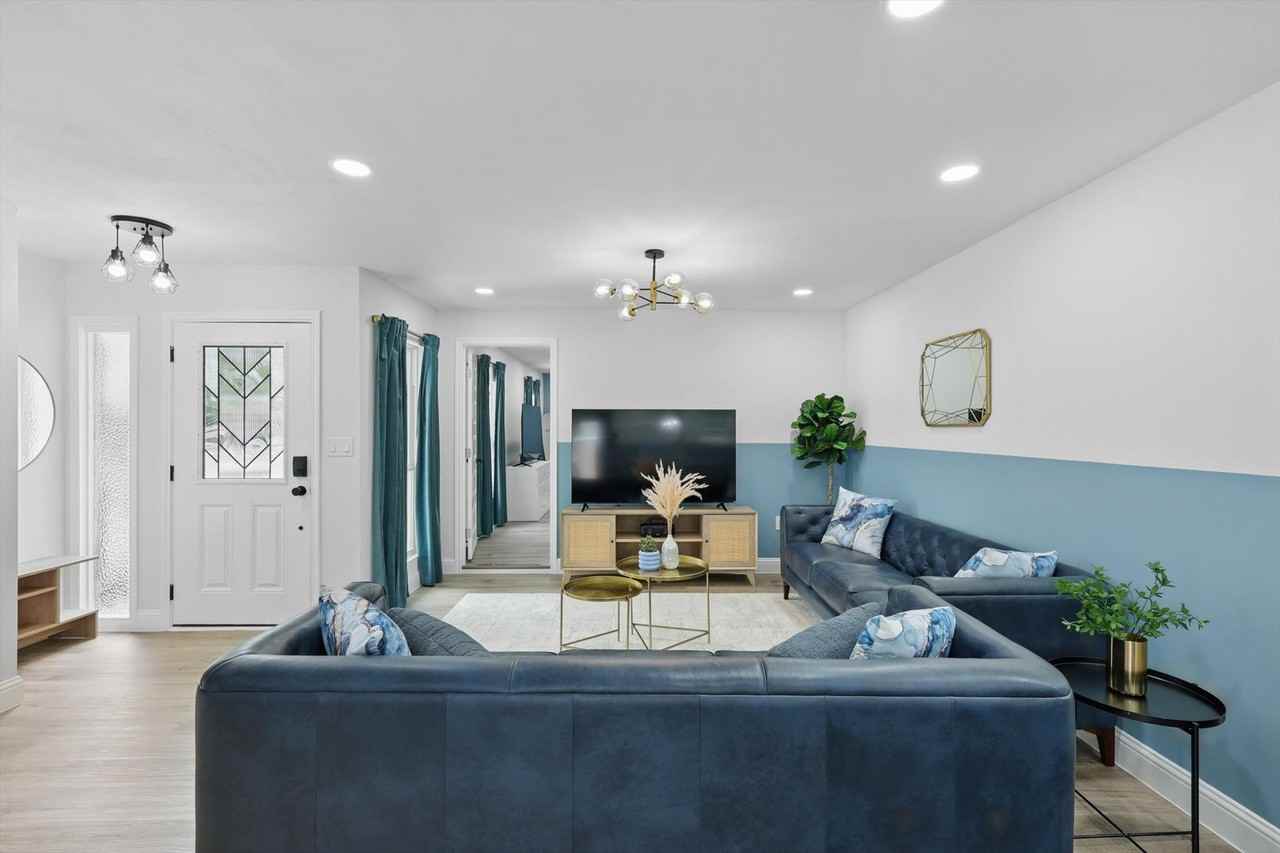 3321 Ridgehaven St #NA - Photo 7 of 42