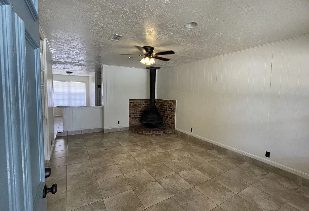 1920 Briar Oaks Dr #1920 - Photo 2 of 6