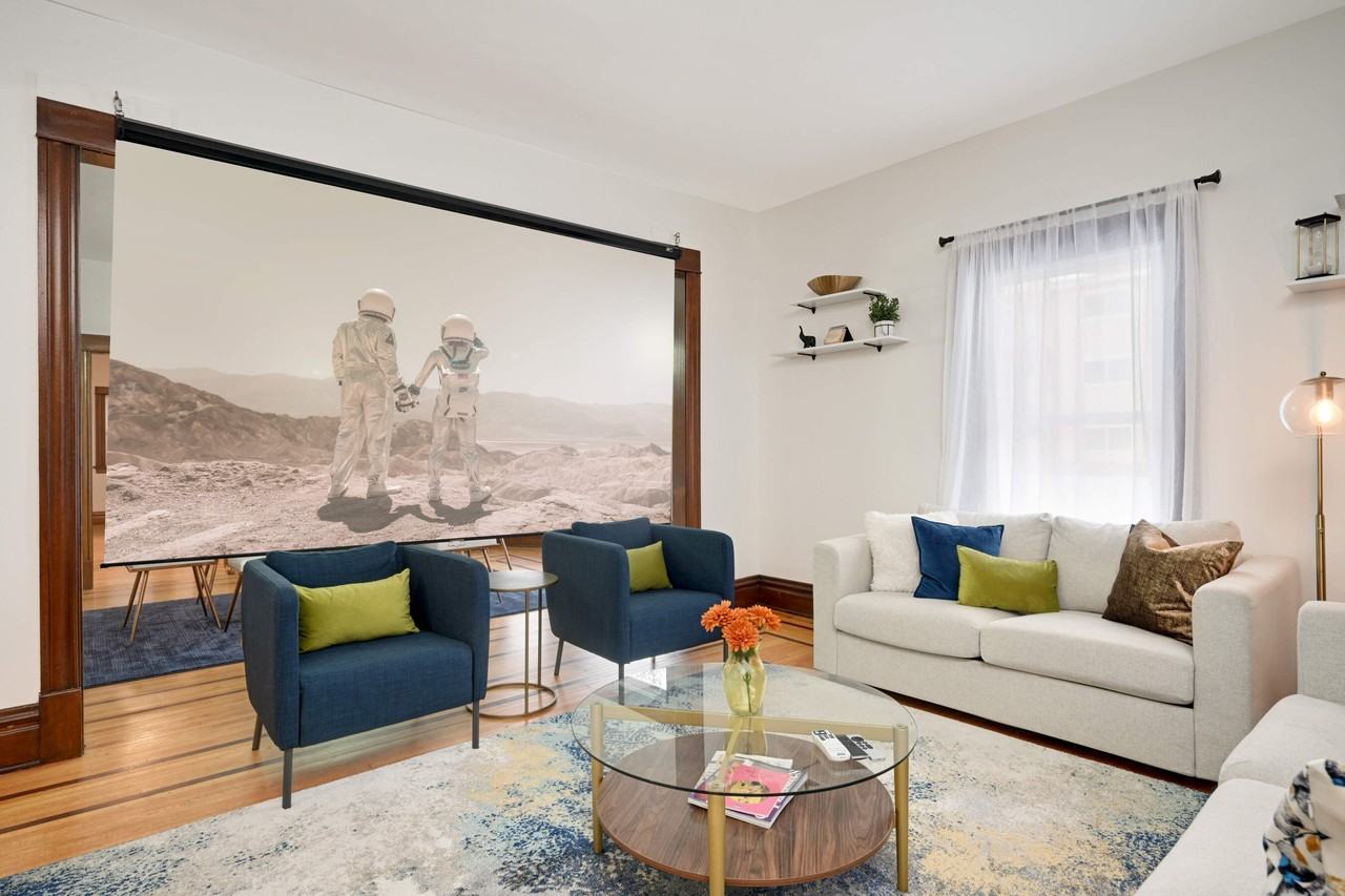 1239 Logan Ave N #1 - Photo 3 of 22