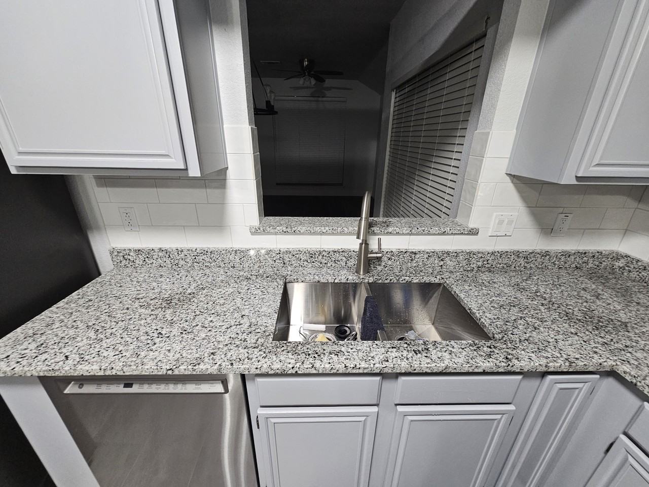 919 Crestwood Dr #NA - Photo 6 of 20