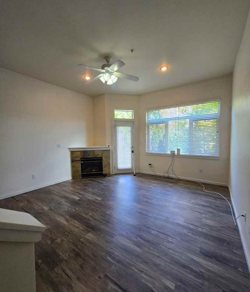 11570 Stone Ave N #103 - Photo 4 of 18
