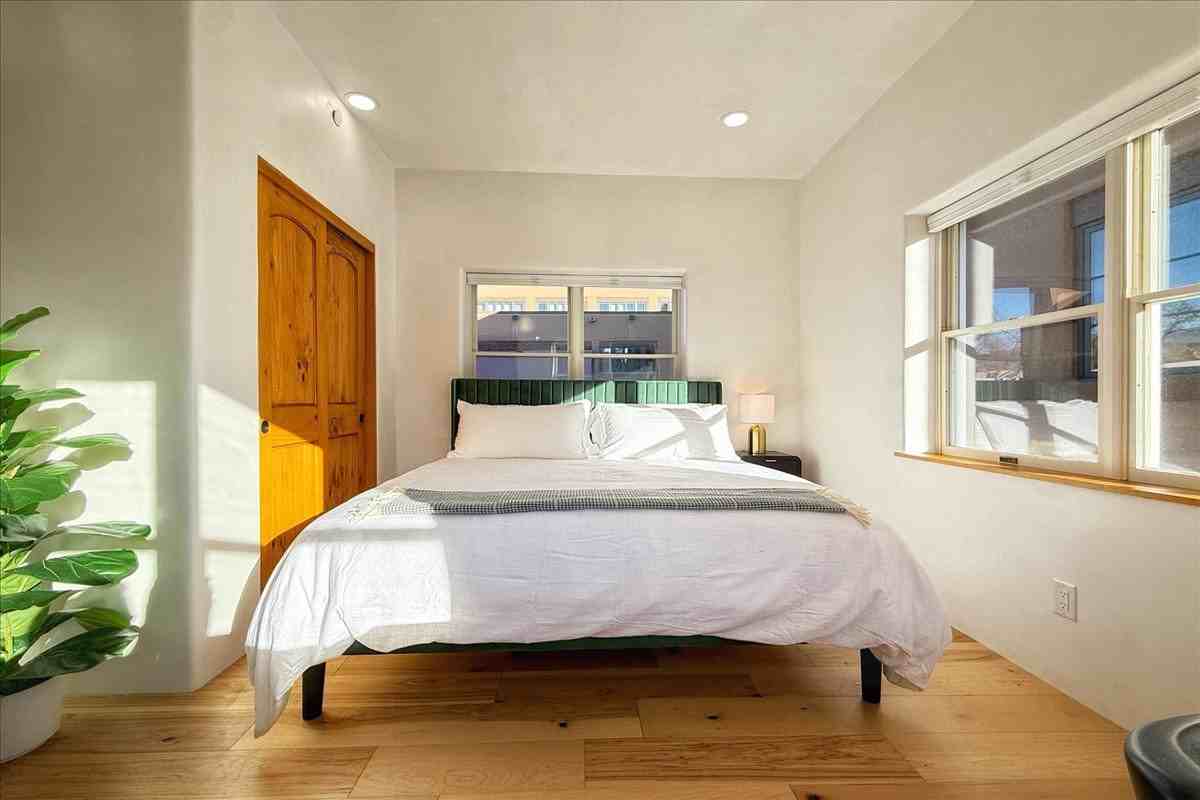 100 W Marcy St #4 - Photo 3 of 20