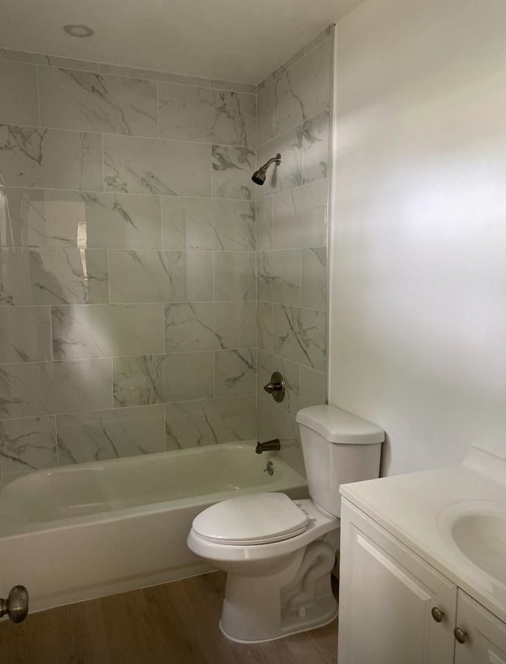 2900 Nw 8th St #NA - Photo 2 of 7