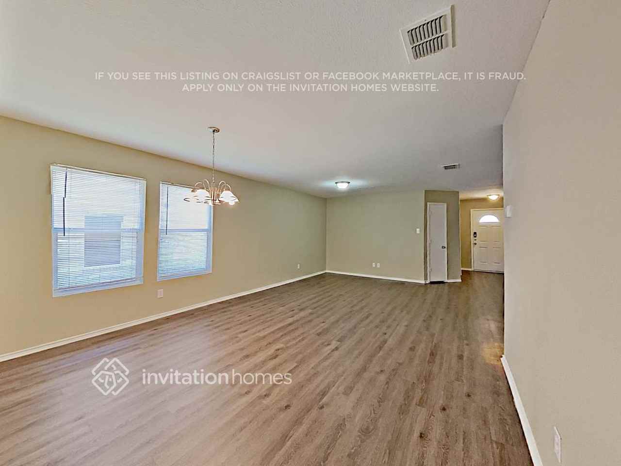 8007 Stowe Springs Ln - Photo 4 of 25