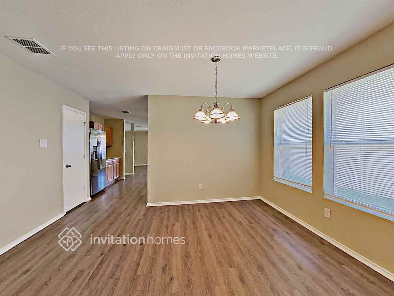 8007 Stowe Springs Ln - Photo 6 of 25