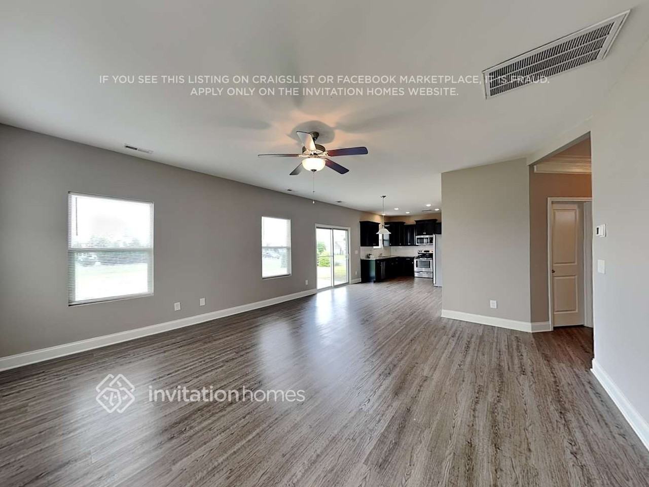 5365 Roberta Crossing Dr - Photo 4 of 16
