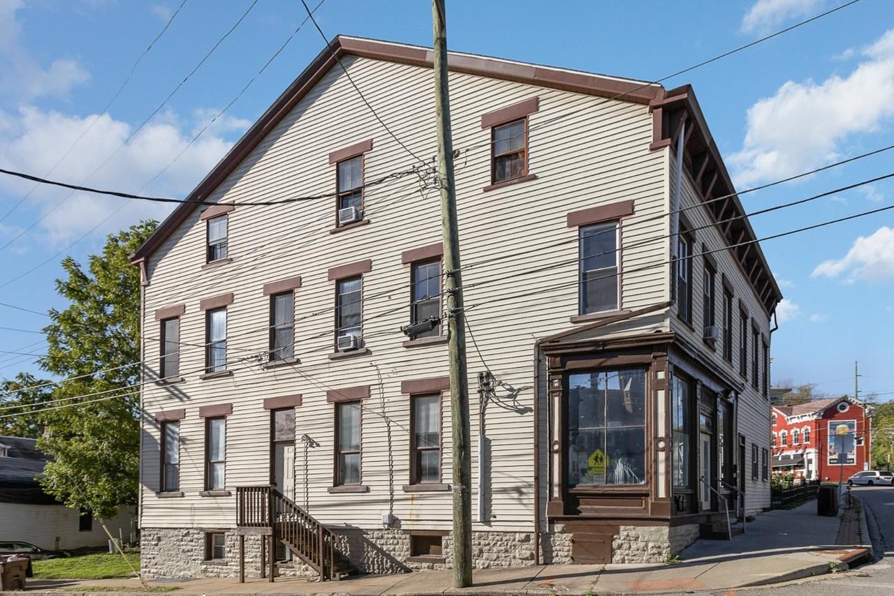 701-703 Pike St - Photo 3 of 5