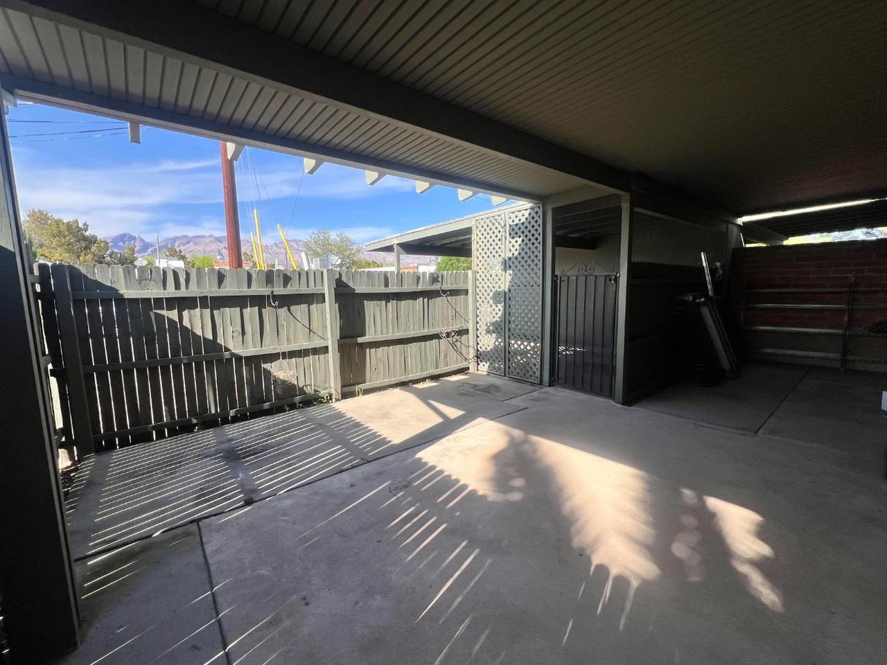 4409 E Brott St - Photo 7 of 14