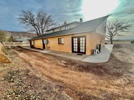 featured image of 110 W Field Ave