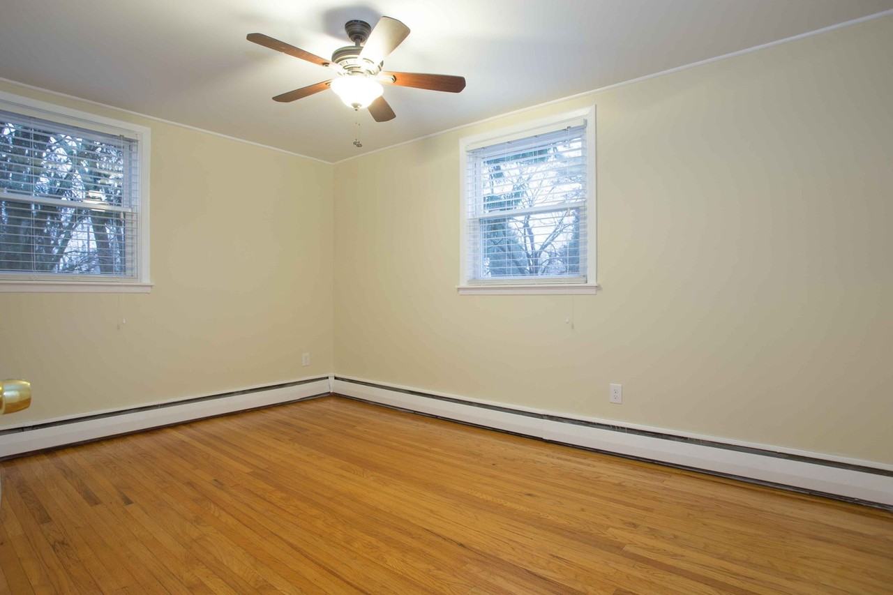 5 East Golf Club Lane - Photo 7 of 17