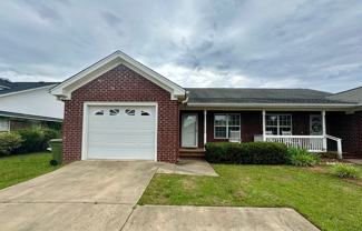 2290 Dartmouth Dr - Photo 1 of 1