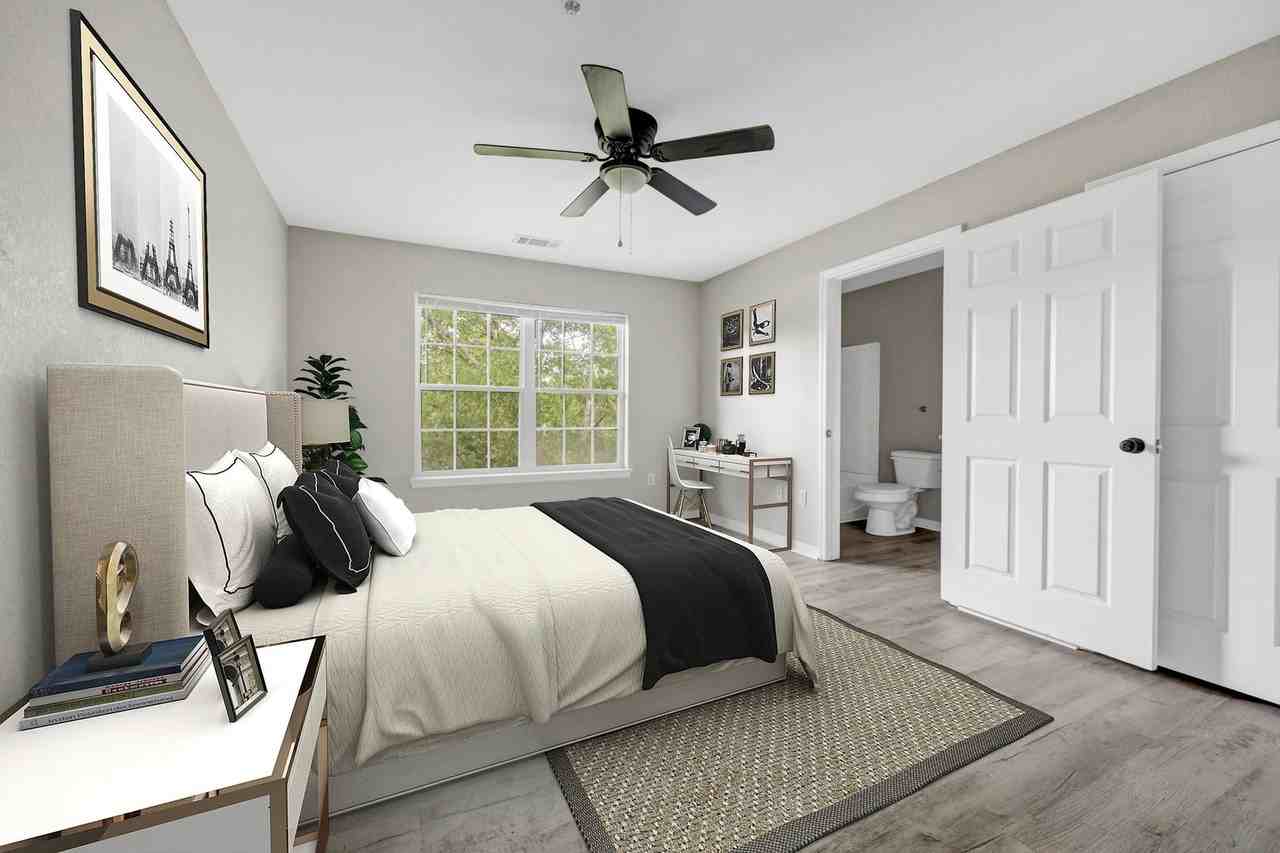 Lexington Grand - Photo 4 of 44