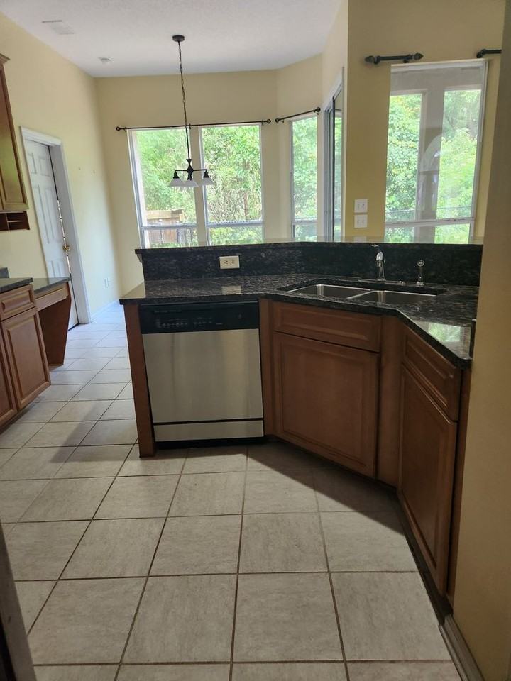 96044 Caribbean Ct - Photo 6 of 12