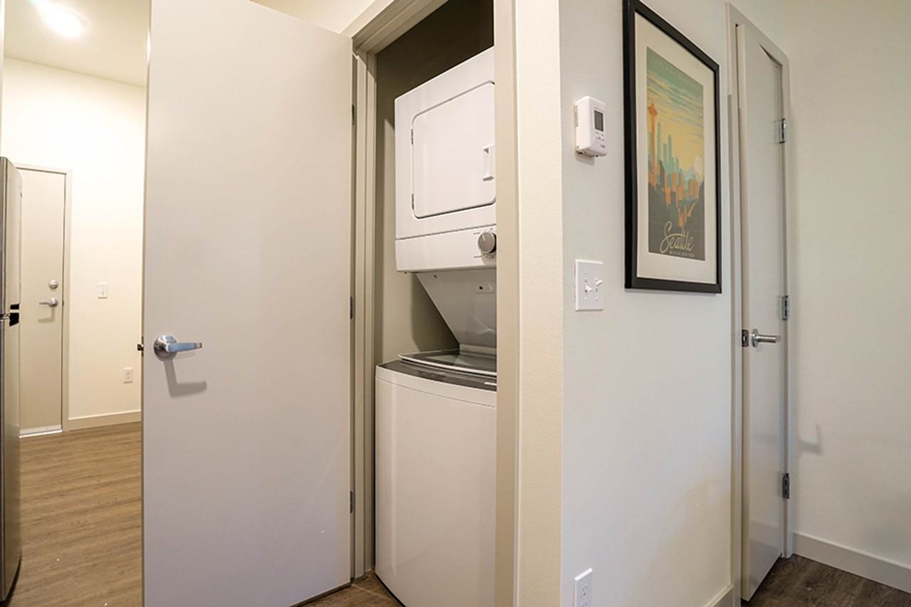 FreWall Apts. - Photo 7 of 12