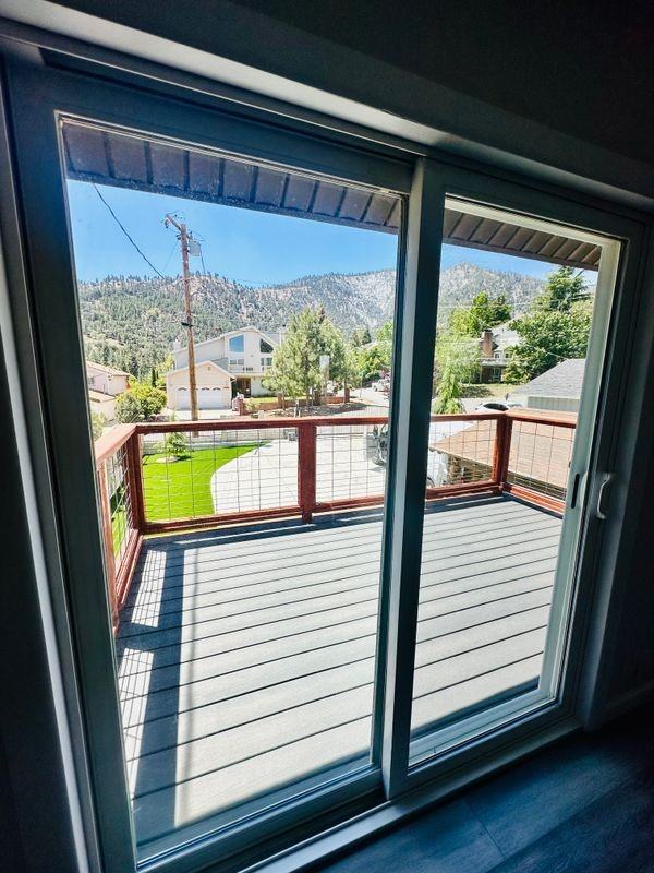 5542 Easter Dr - Photo 2 of 50