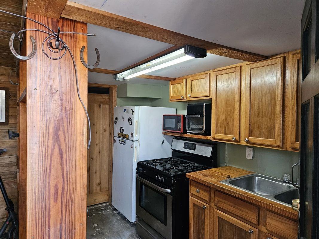 16 S Grandview Ave ##101 - Photo 2 of 8