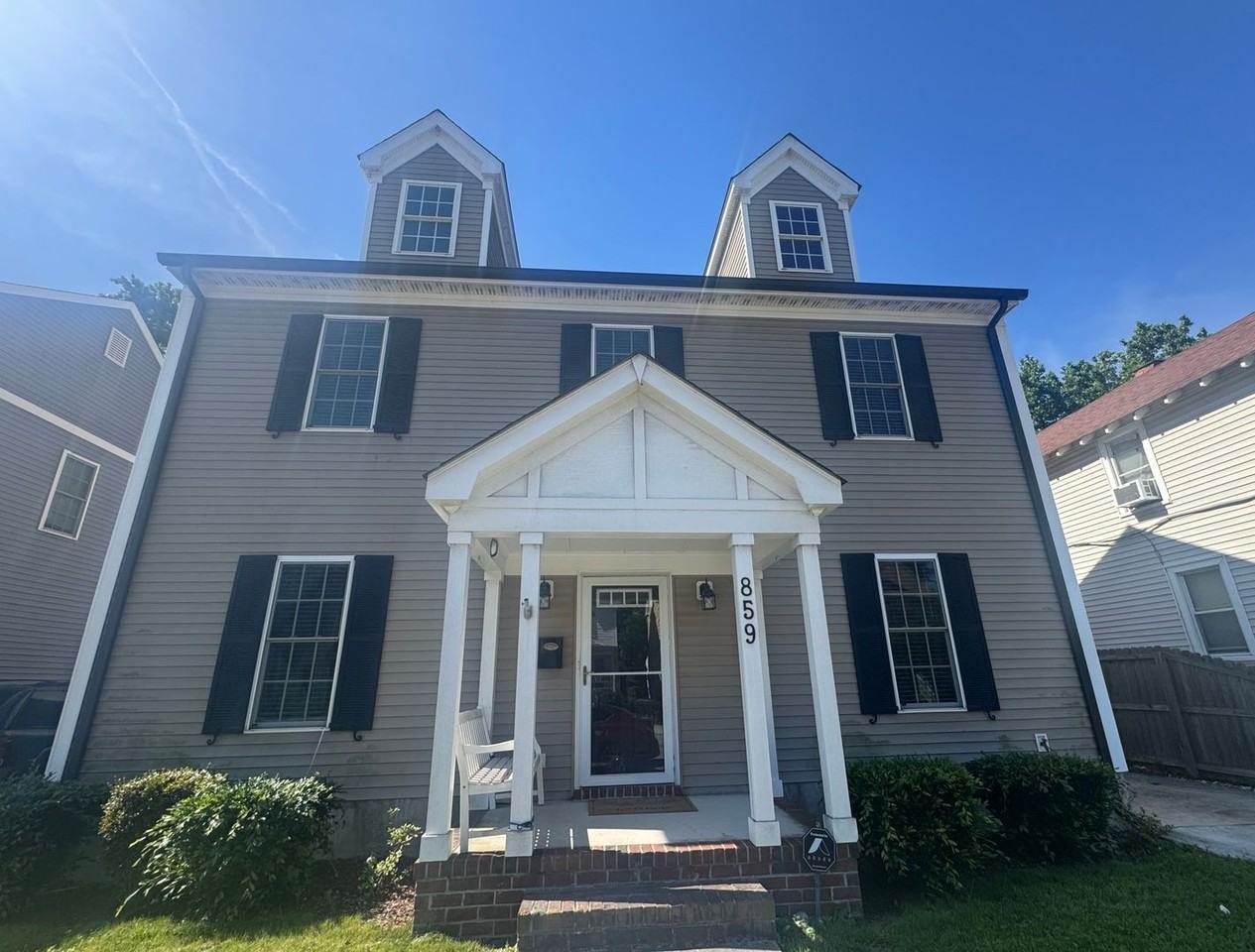 859 W 35th St - Photo 2 of 31