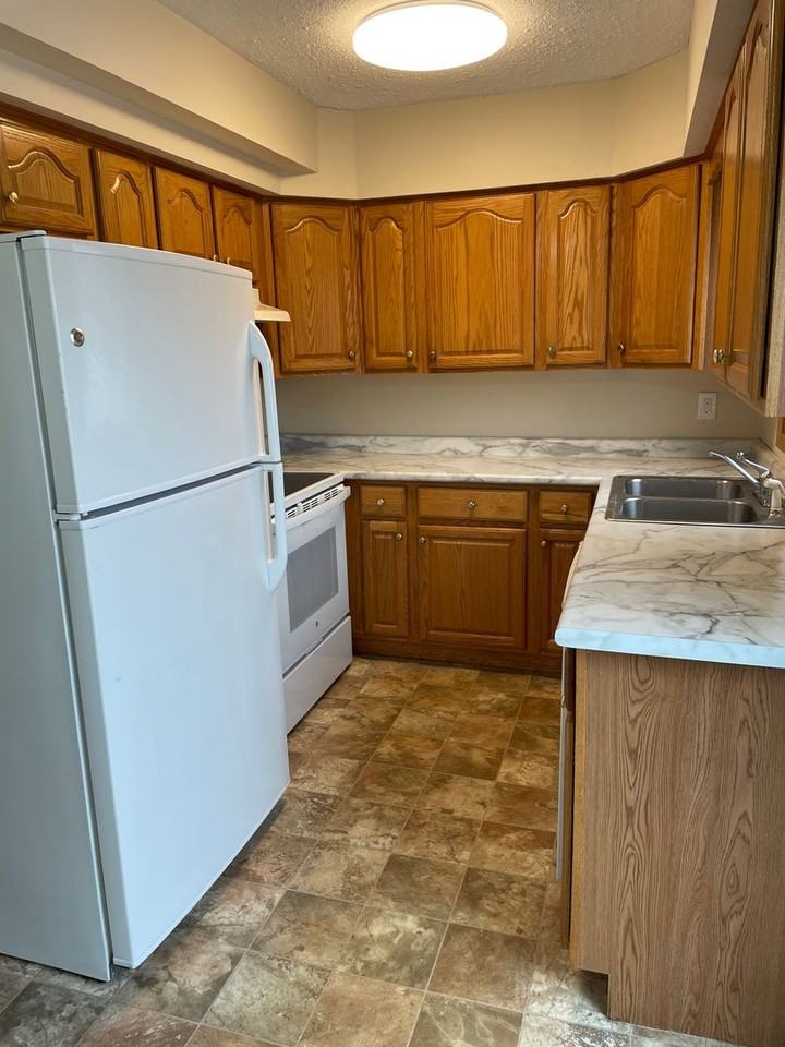 444 S 14th St #A - Photo 2 of 9