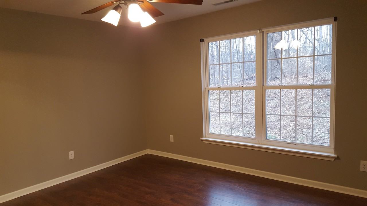 5406 N Bobbie Ct - Photo 5 of 13