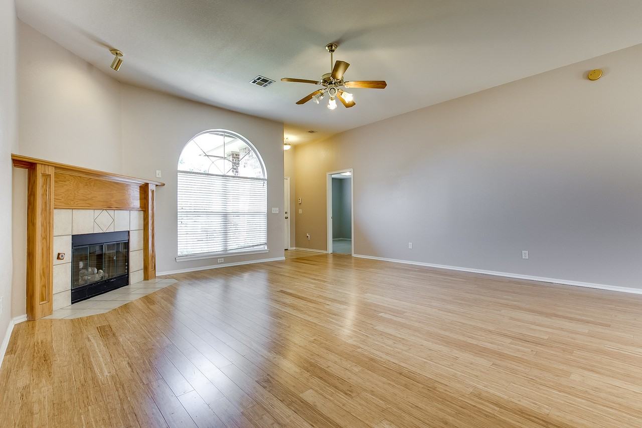 17645 Lead Ln - Photo 4 of 29