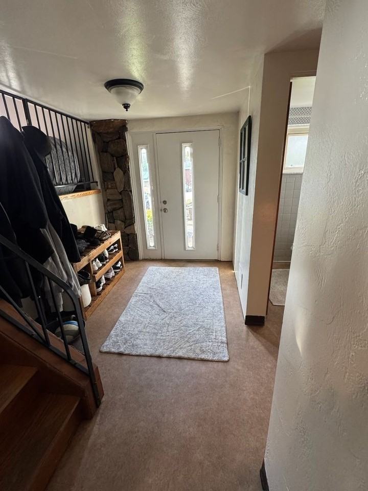 5454 Keenan Dr - Photo 2 of 24