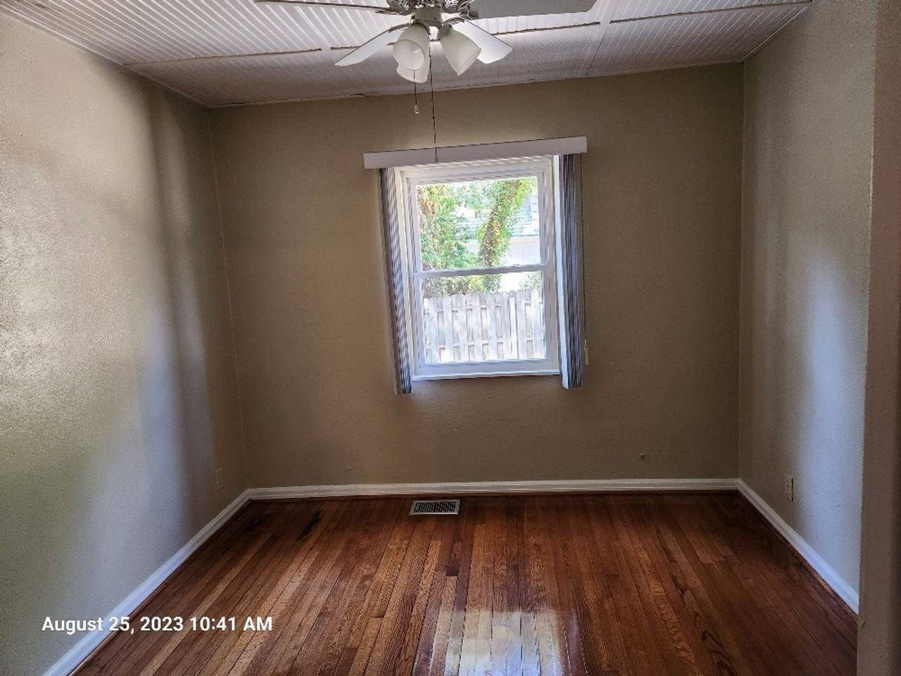 531 E Miracle Strip Pkwy - Photo 7 of 9