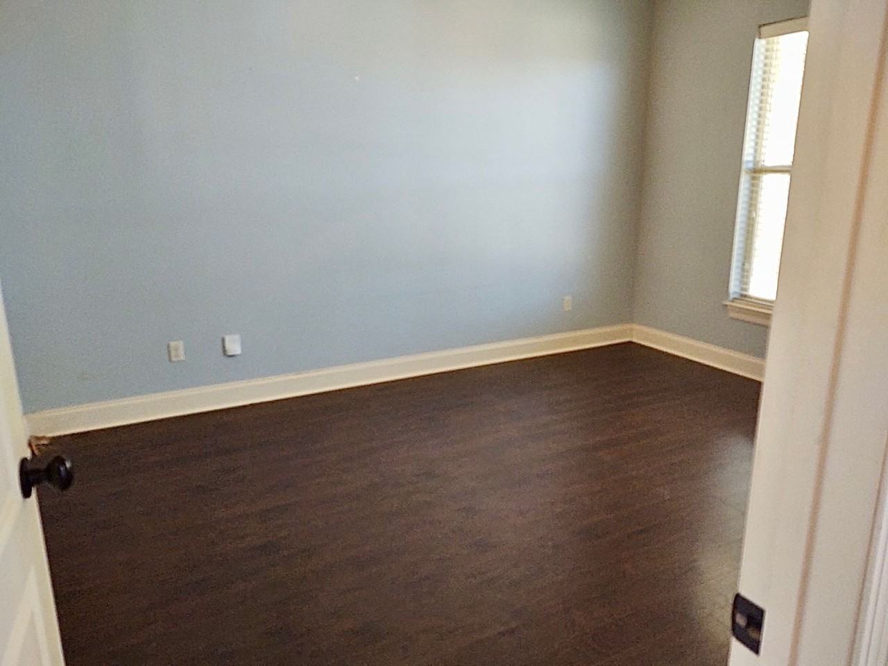127 Range Dr - Photo 6 of 11