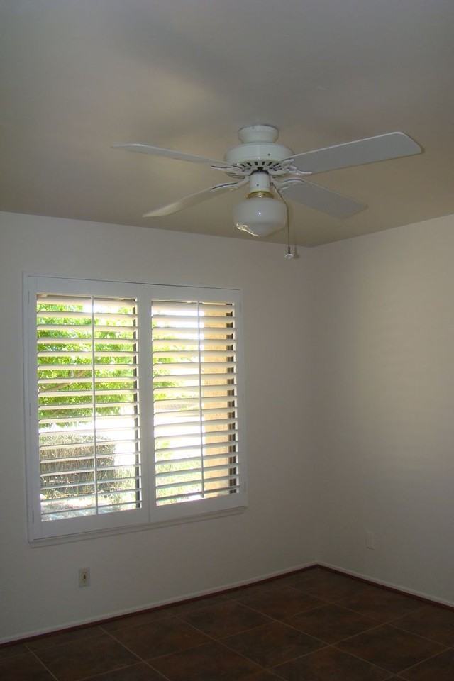 4602 Titan Ave - Photo 6 of 9