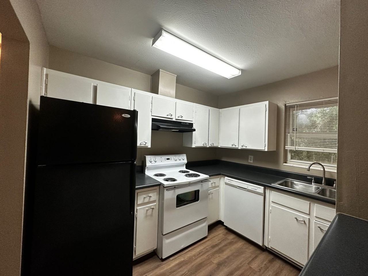 1730 Atkamire Dr - Photo 2 of 20