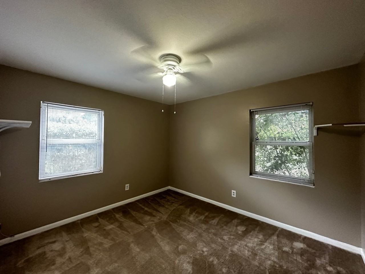 1730 Atkamire Dr - Photo 5 of 20