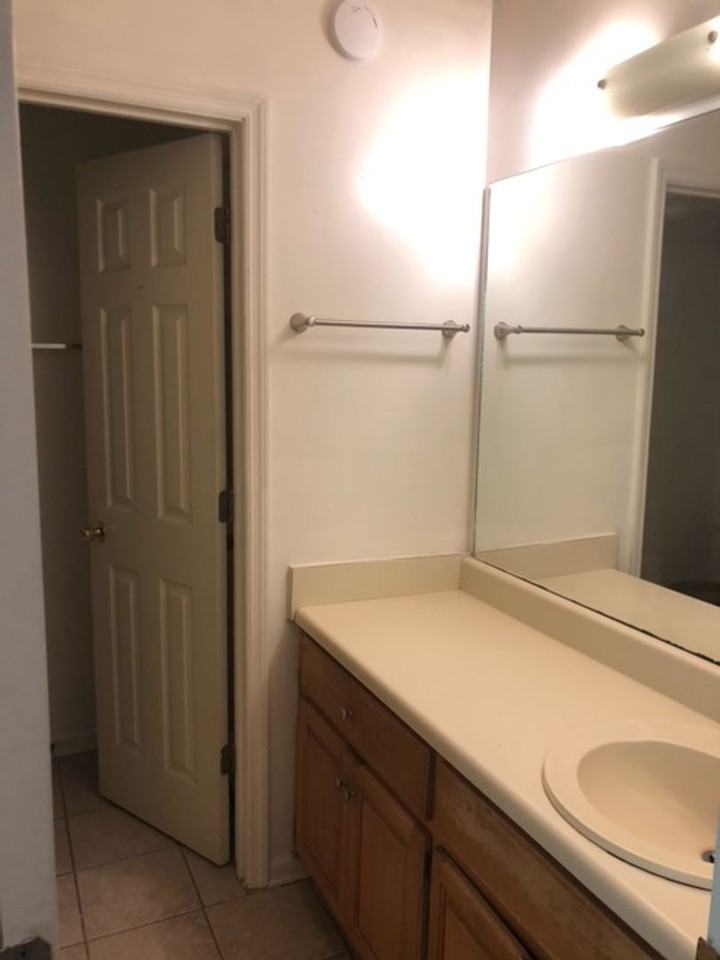 1979 Sara St - Photo 6 of 6