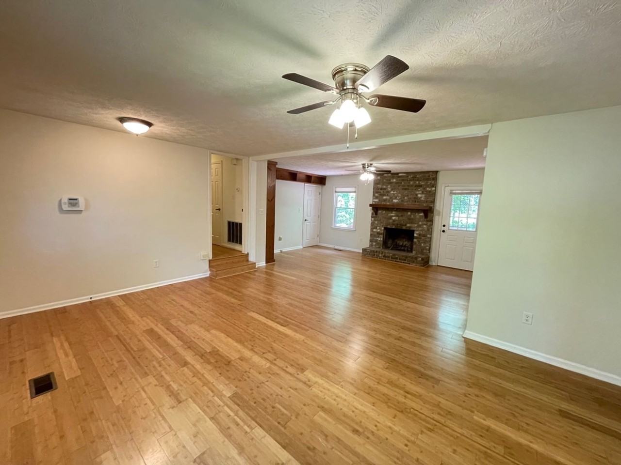 509 University Cir - Photo 3 of 29